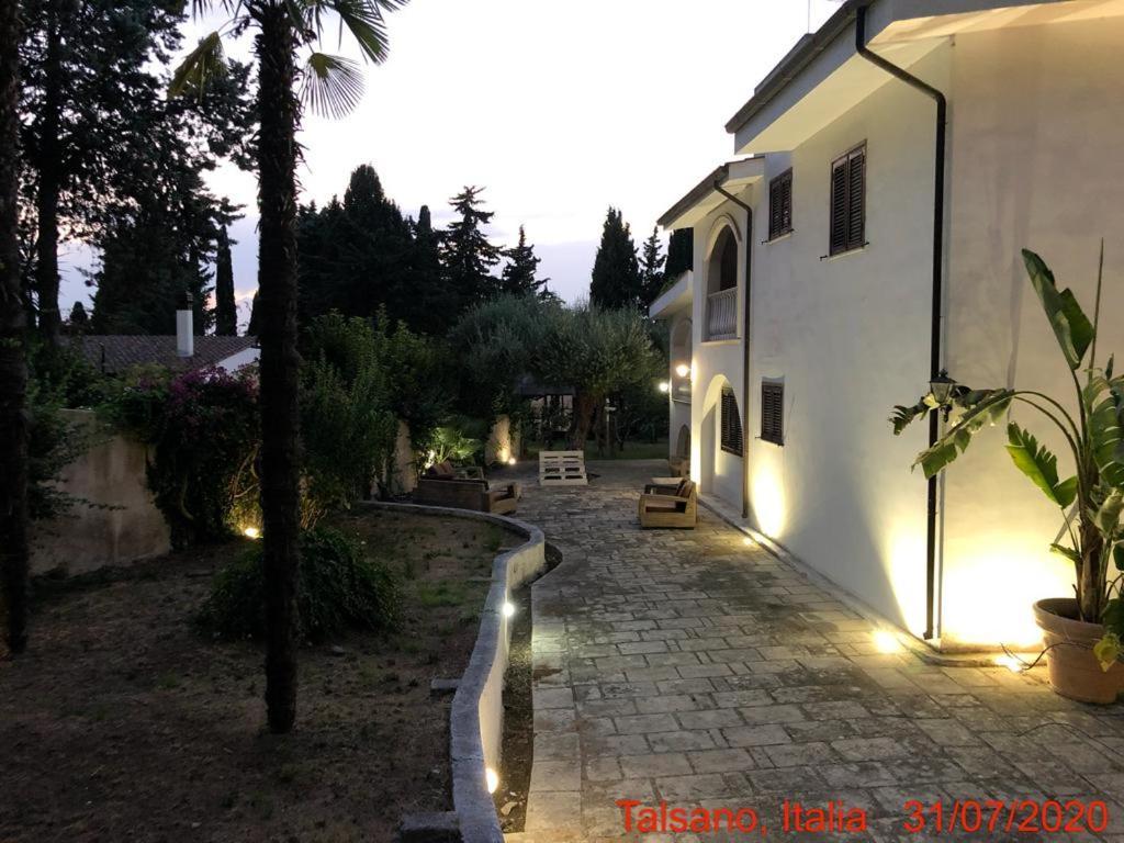 Relais Villa Lama Boutique Hotel Taranto Exterior foto